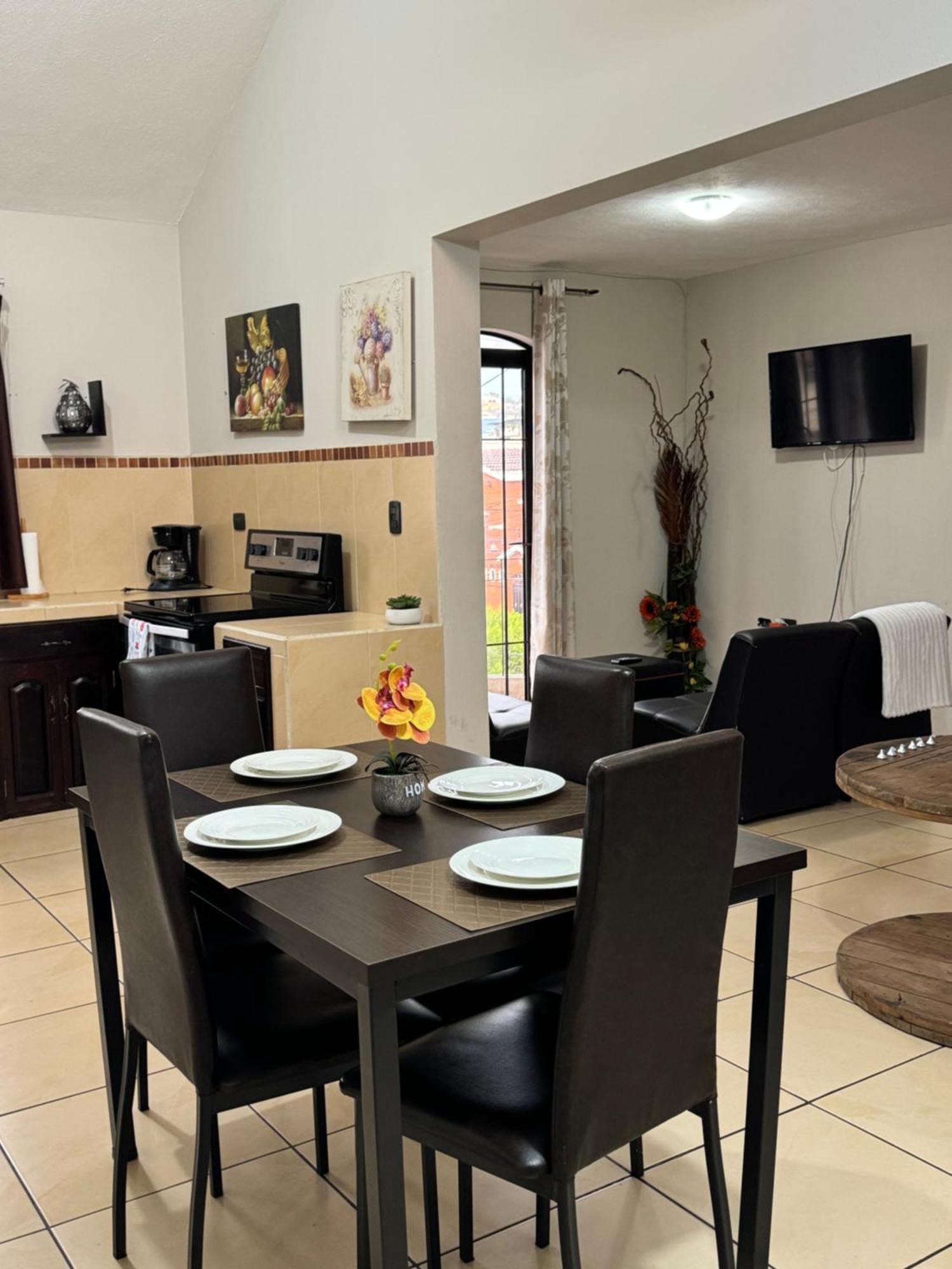 Apartament Amplio Apartamento, En Colonia Cerezos, Tercer Nivel Quetzaltenango Zewnętrze zdjęcie